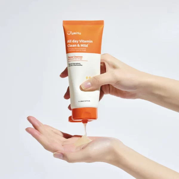Jumiso All Day Vitamin Clean & Mild Facial Cleanser (150ml) - Image 2